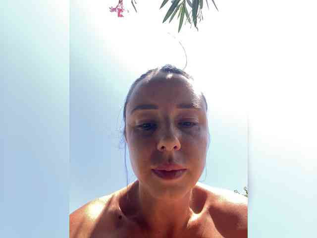 Miss_Milka webcam