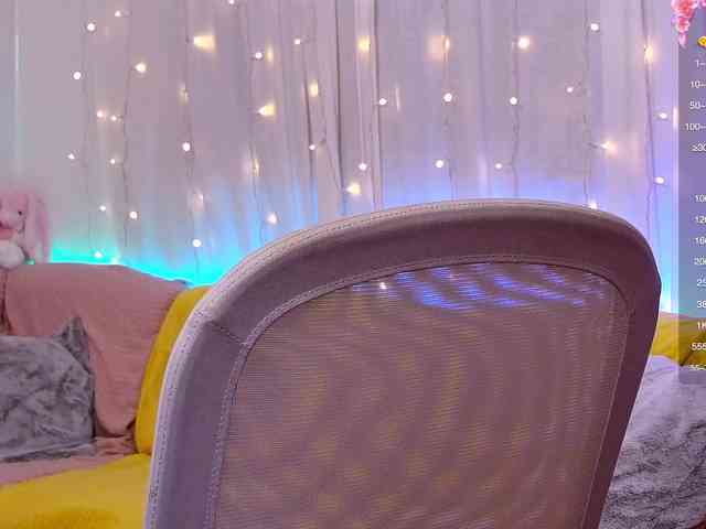 Miss_Milka webcam