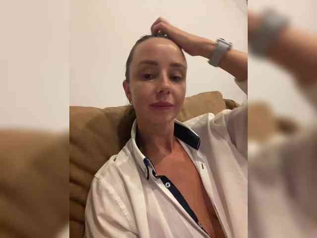 Miss_Milka webcam