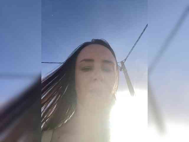 Miss_Milka webcam
