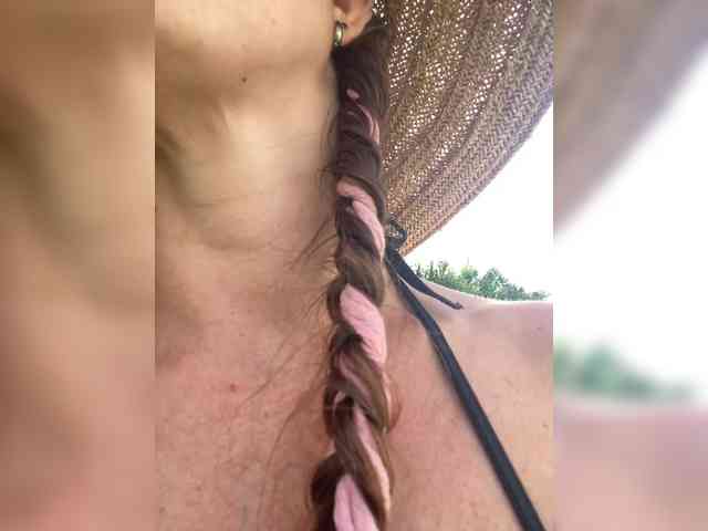 Miss_Milka webcam