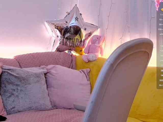 Miss_Milka webcam