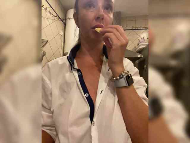 Miss_Milka webcam