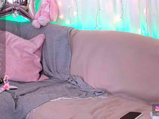 Miss_Milka webcam