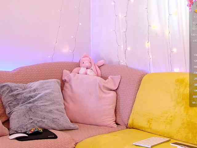 Miss_Milka webcam