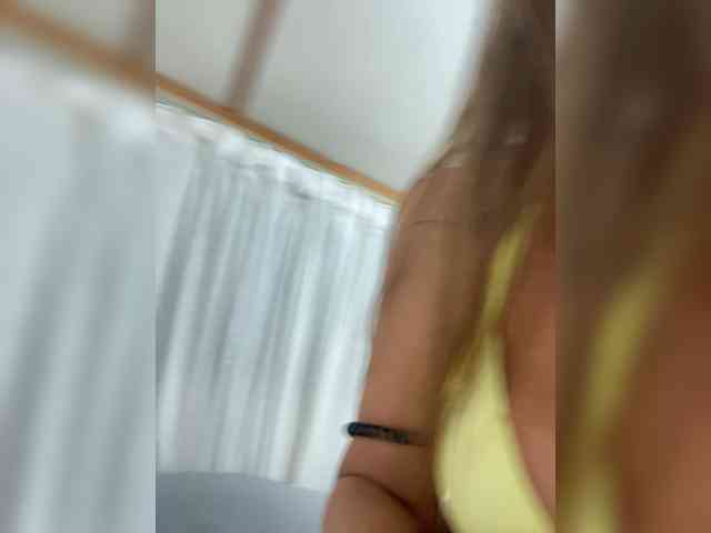 Miss_Milka webcam