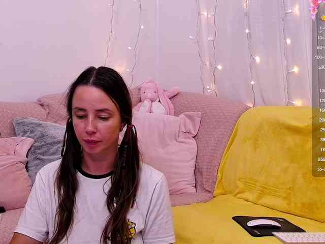 Miss_Milka webcam