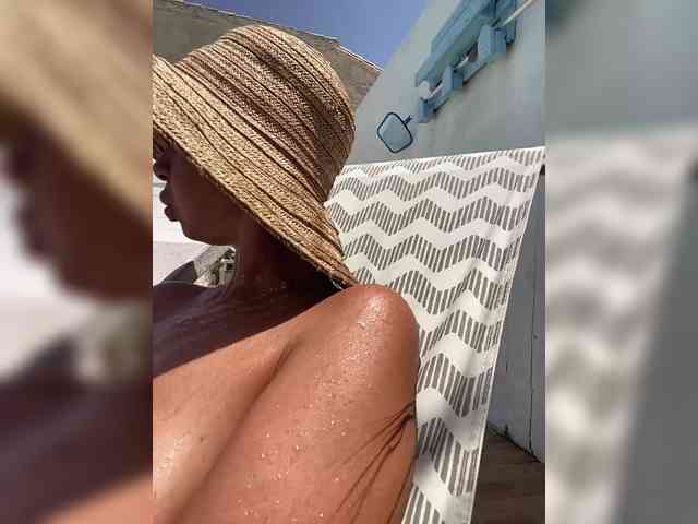 Miss_Milka webcam