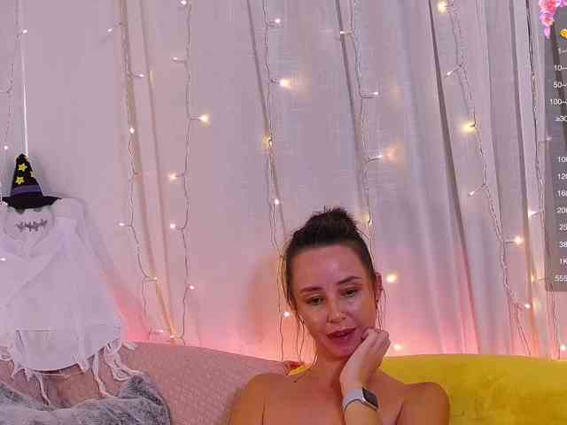 Miss_Milka webcam