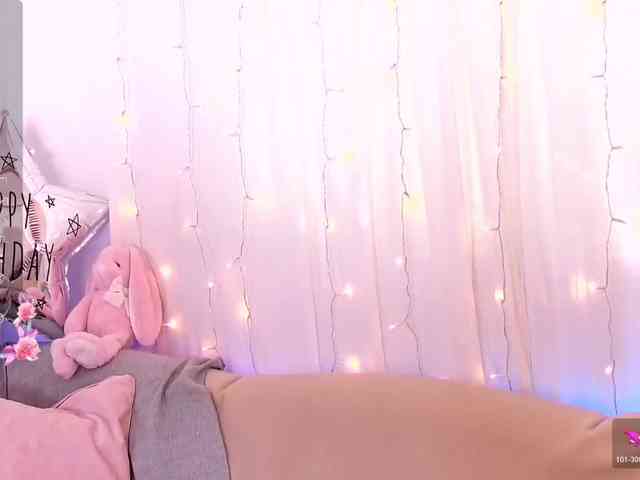 Miss_Milka webcam
