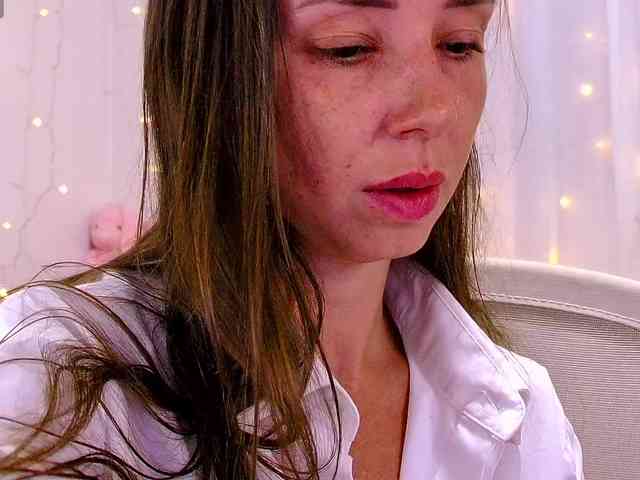 Miss_Milka webcam