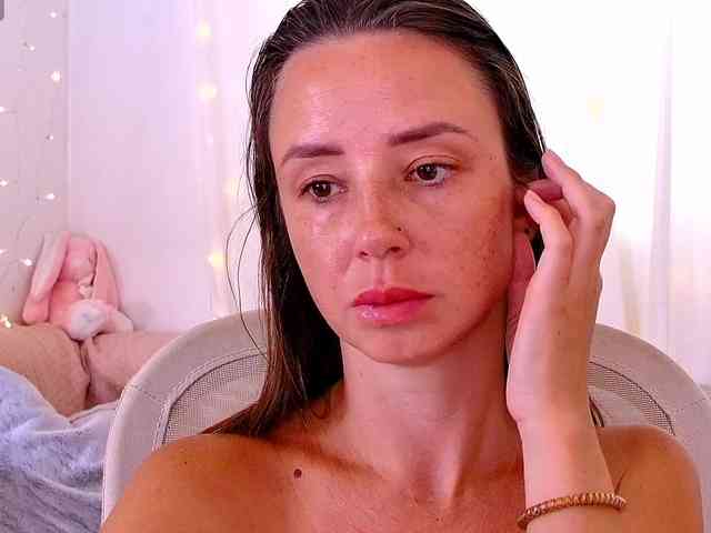Miss_Milka webcam