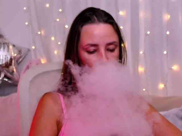 Miss_Milka webcam
