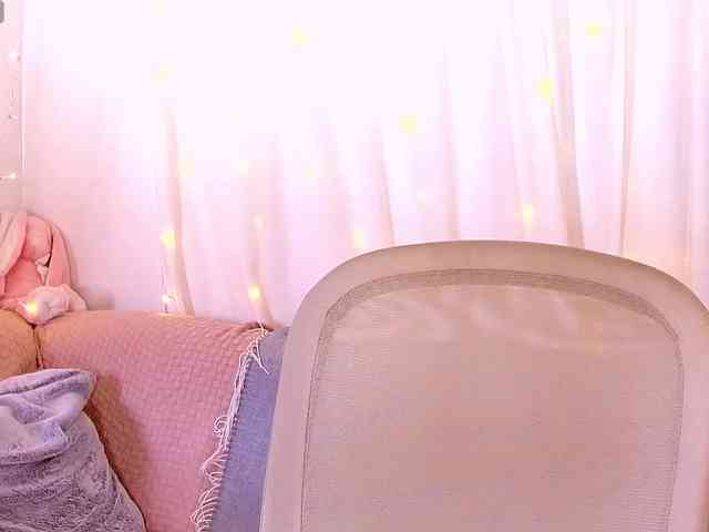 Miss_Milka webcam