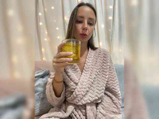 Miss_Milka webcam