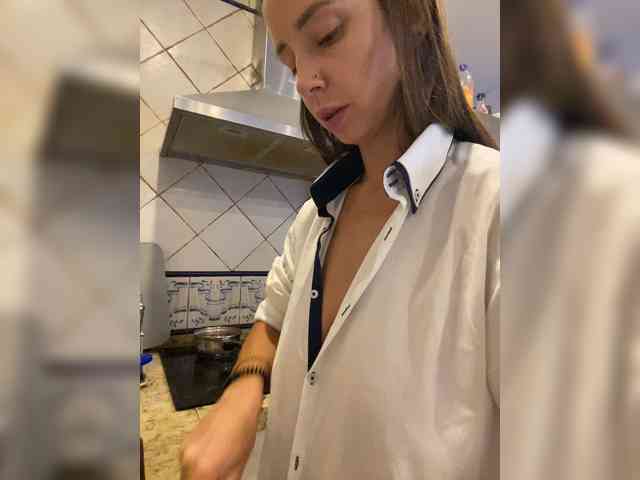 Miss_Milka webcam