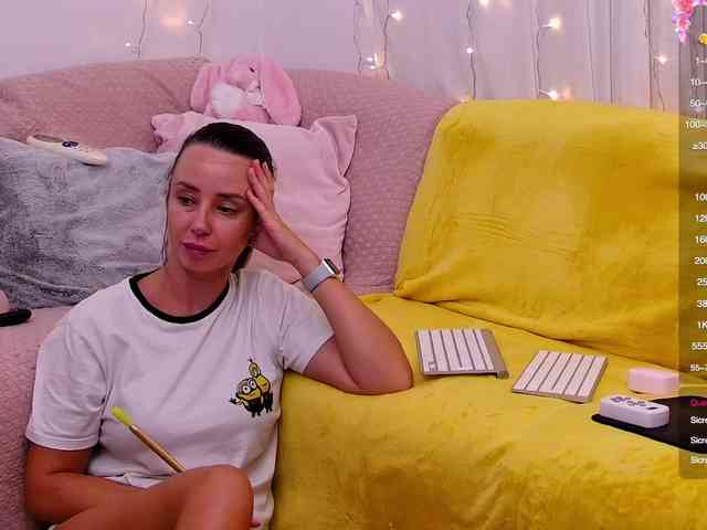 Miss_Milka webcam