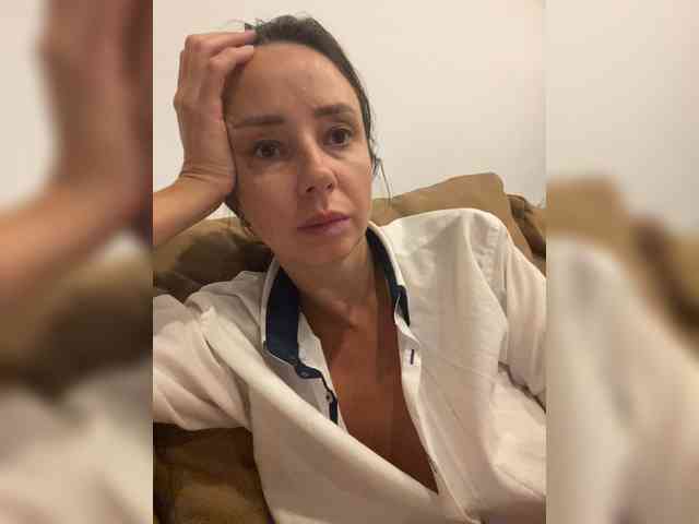 Miss_Milka webcam