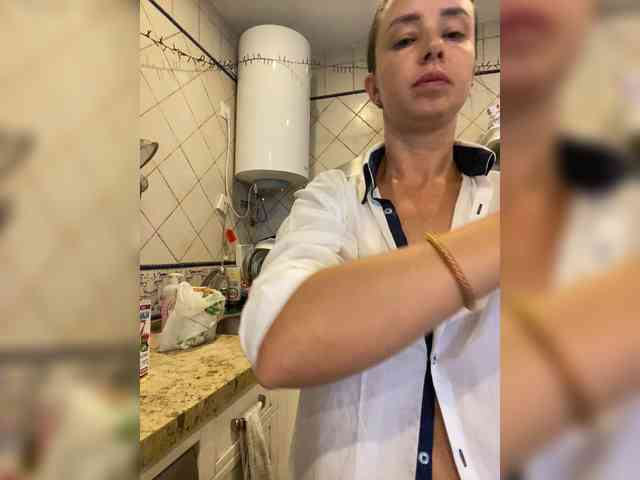 Miss_Milka webcam