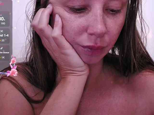 Miss_Milka webcam