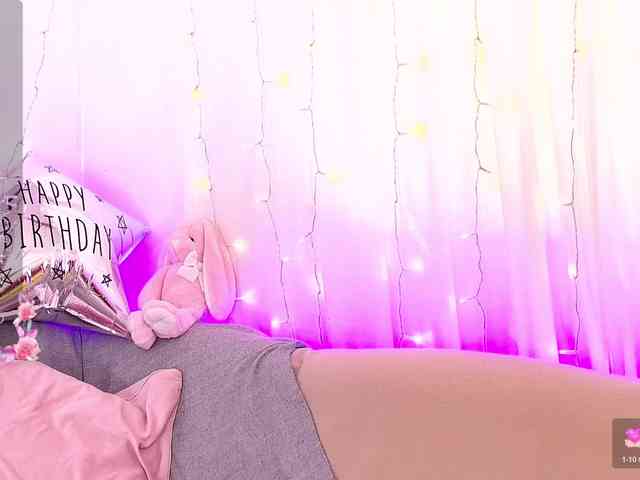 Miss_Milka webcam