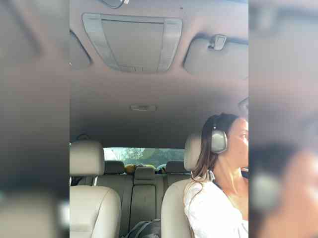 Miss_Milka webcam