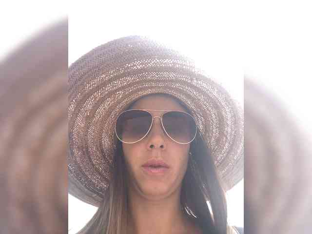 Miss_Milka webcam