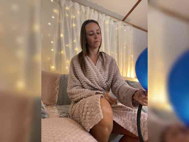 Miss_Milka webcam