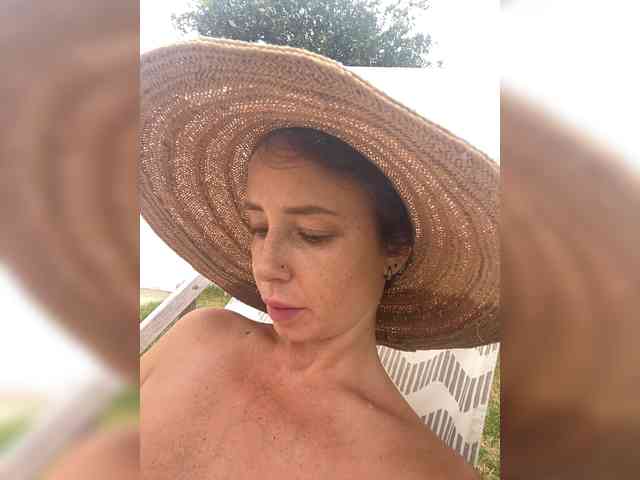 miss-milka Sex Cam Show