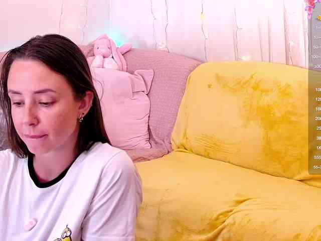 Miss_Milka webcam