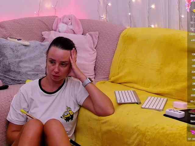 Miss_Milka webcam