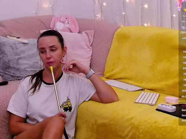 Miss_Milka webcam