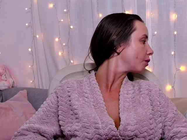 Miss_Milka webcam