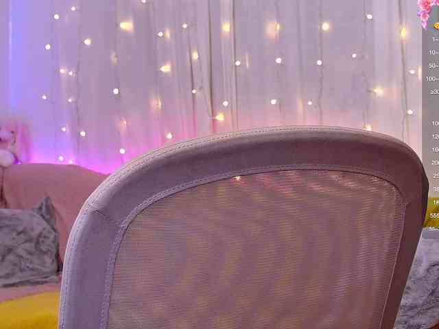 Miss_Milka webcam