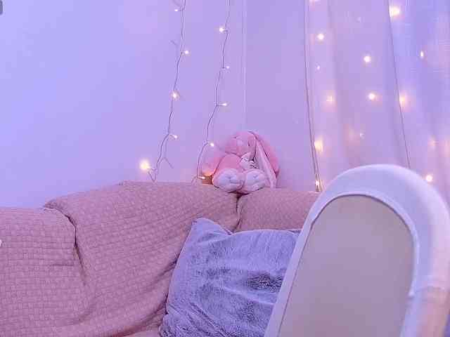 Miss_Milka webcam