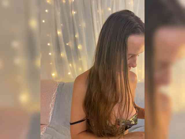Miss_Milka webcam