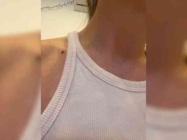 Miss_Milka webcam