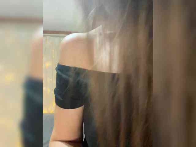Miss_Milka webcam