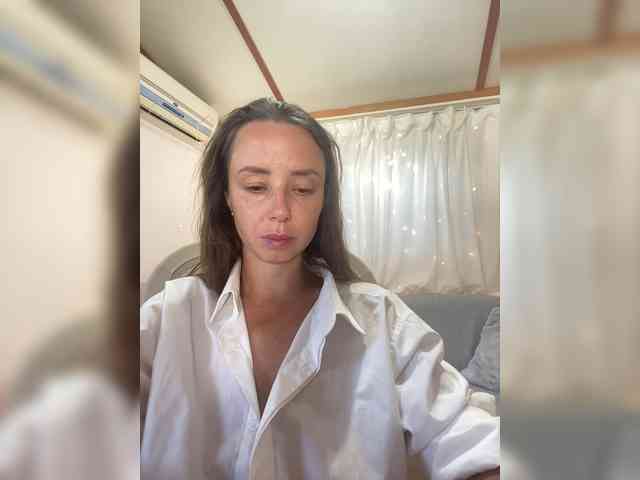 Miss_Milka webcam
