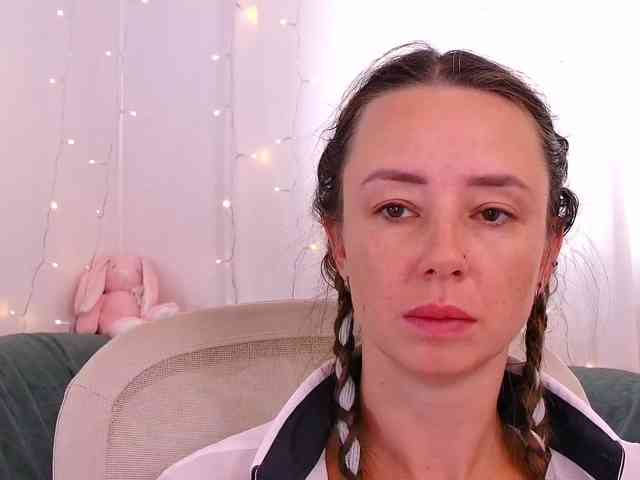 Miss_Milka webcam