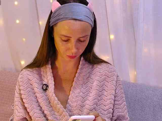 Miss_Milka webcam