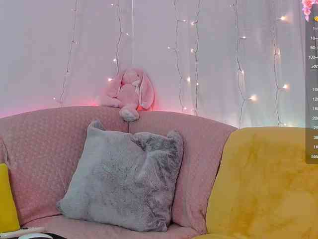 Miss_Milka webcam