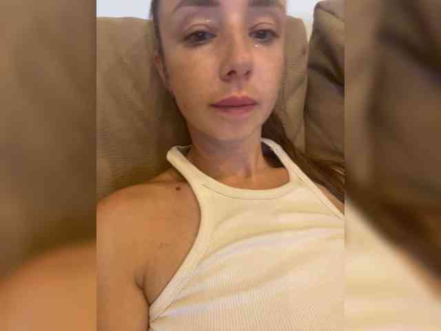 Miss_Milka webcam
