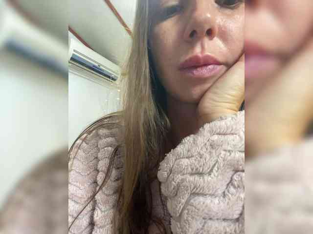 Miss_Milka webcam