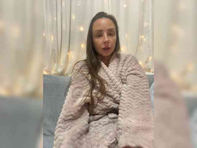 Miss_Milka webcam