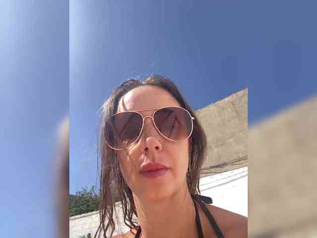 Miss_Milka webcam