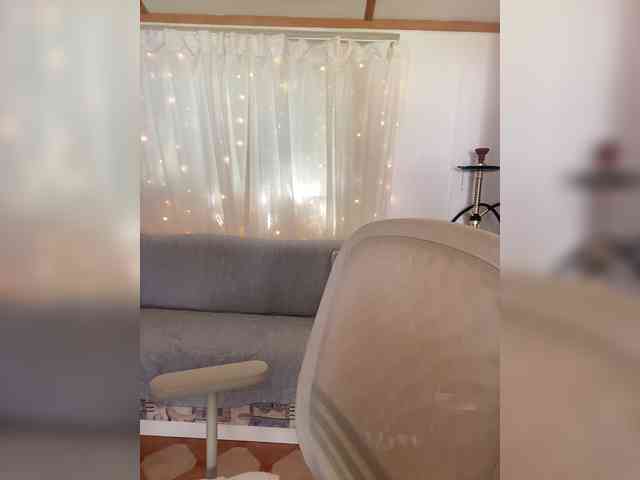 Miss_Milka webcam