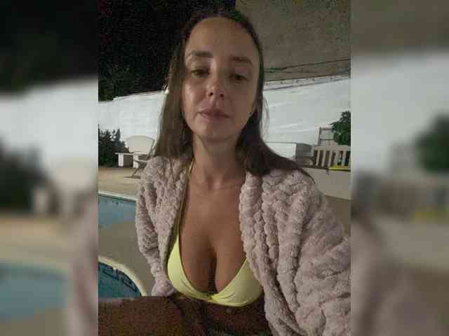 Miss_Milka webcam