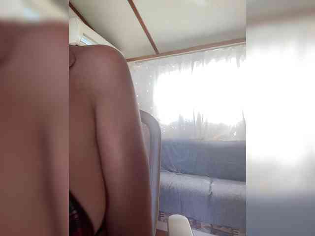 Miss_Milka webcam