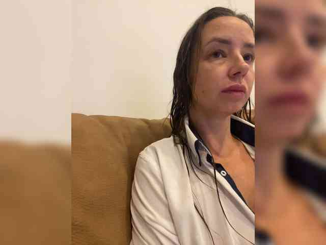 Miss_Milka webcam